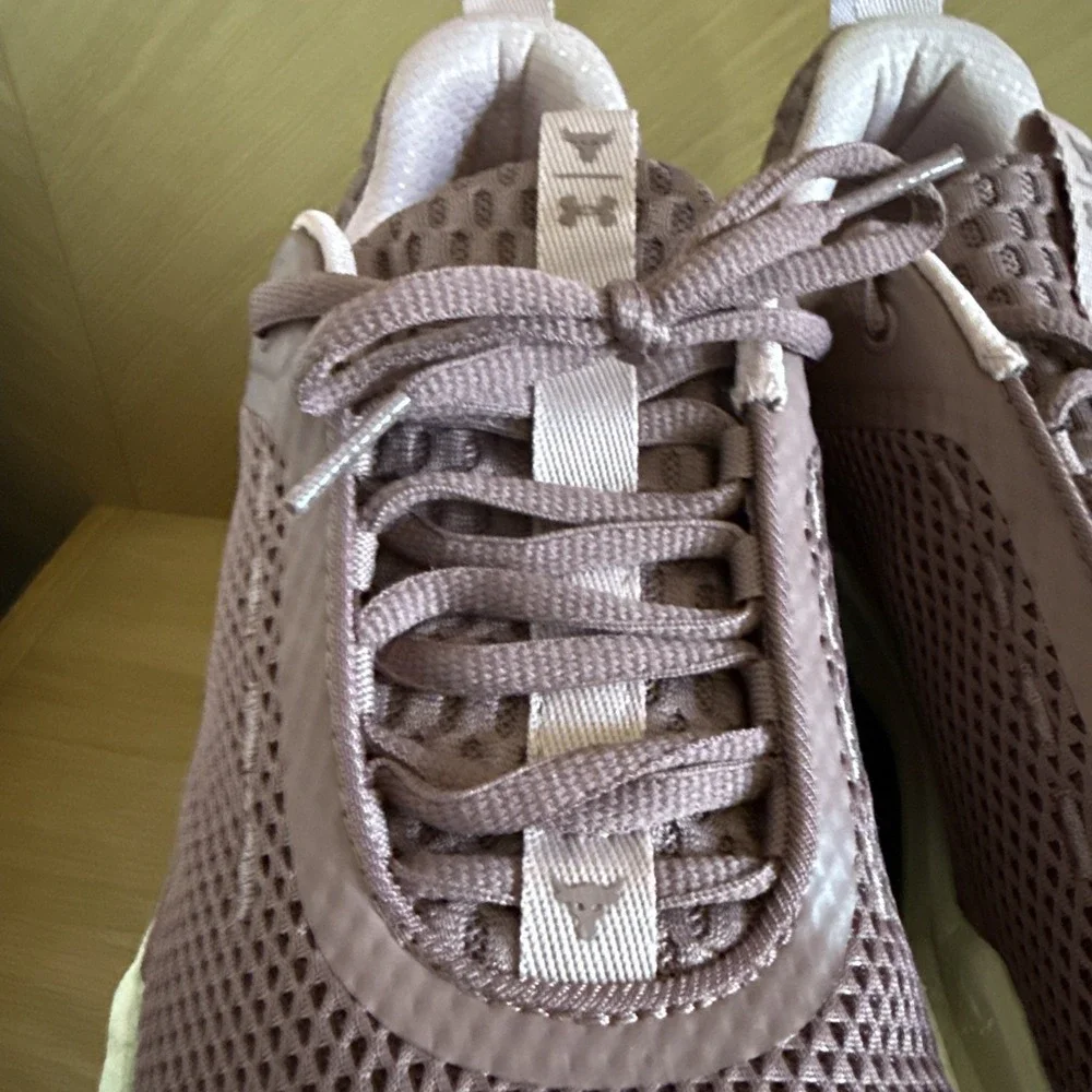 Under Armour‎ Women's Project Rock Blood Sweat Respect 5, Maroon Pink, Size 9.5